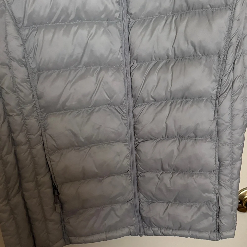 32 Degrees Light Gray Quilted Vest - Picture 3 of 4